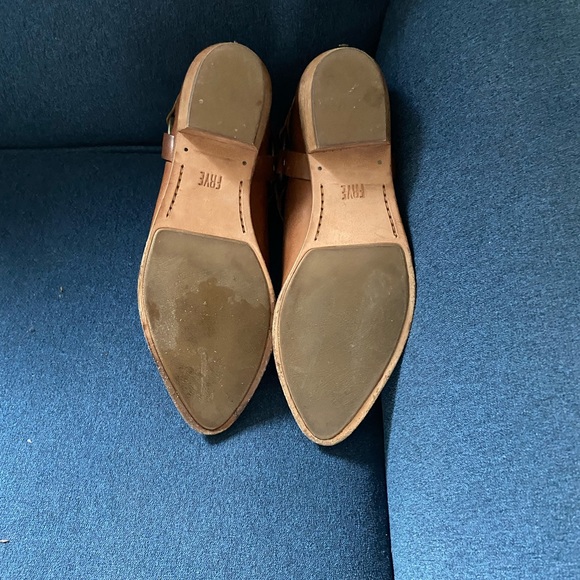 FRYE RAY Leather Back Zip Harness Ankle Boots Distressed Brown 9.5 like new - Picture 10 of 12